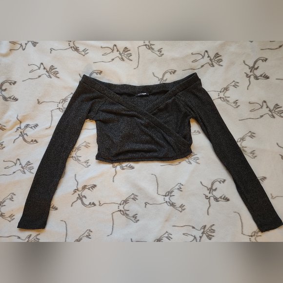 Long-sleeved crop top - Picture 4 of 4